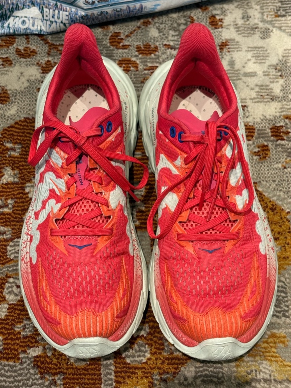 Hoka One Clifton Edge Running Shoes - Picture 3 of 7